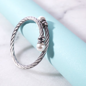 Circe | Silver | Pearl | Goddess Bangle